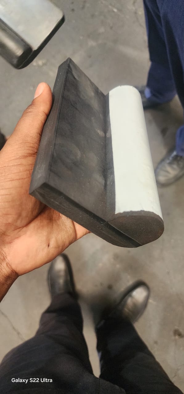 Rubber Dam Gate Seals – image 1